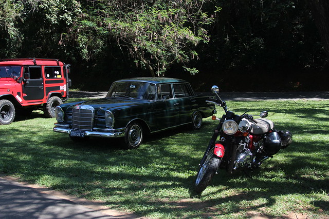 Barueri recebe exposição de motos e carros antigos neste domingo
