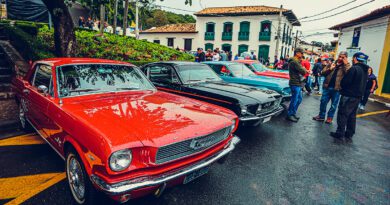 Antigomobilismo de Santana de Parnaíba traz homenagem aos 60 anos do Mustang e Fordinho que rodou de São Paulo ao Alasca