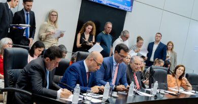 Alesp avança com projetos para ampliar segurança nas escolas e mudar regras de pedágio em SP