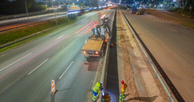 Raposo Tavares e SP-029 recebem poda de árvores e manutenção para reforço da segurança viária Raposo Tavares e SP-029 recebem poda de árvores e manutenção para reforço da segurança viária