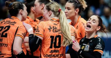 Osasco vence Minas fora de casa e fica a uma vitória da final da Superliga Osasco vence Minas fora de casa e fica a uma vitória da final da Superliga