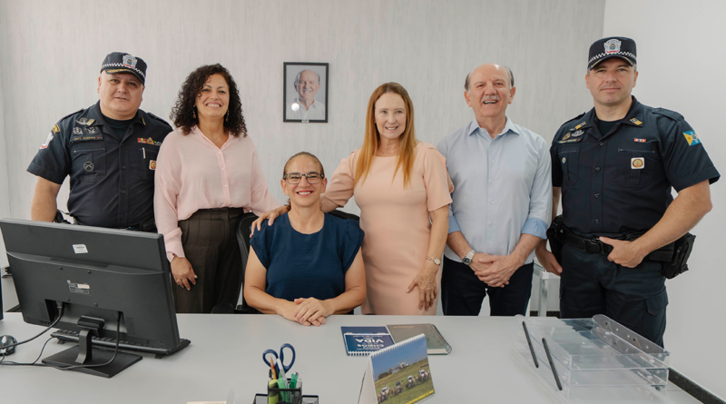 Beto Piteri apresenta médica e Coronel PM como as duas novas secretárias municipais de Barueri