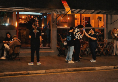 Old Dogs Jazz Club divulga programação de maio e vira destaque musical em Osasco