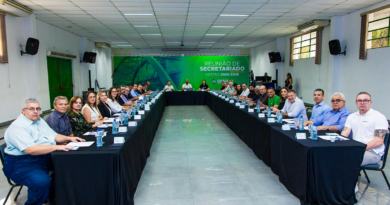 Prefeito de Osasco reúne time de secretários para planejamento