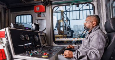 Linhas 4, 5, 8 e 9 oferecem mais de 260 vagas entre emprego e cursos gratuitos em SP Linhas 4, 5, 8 e 9 oferecem mais de 260 vagas entre emprego e cursos gratuitos em SP