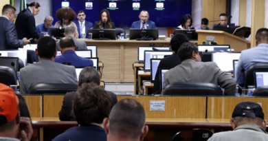 Câmara de Osasco aprova recursos para inclusão digital nas escolas e obras emergenciais Câmara de Osasco aprova recursos para inclusão digital nas escolas e obras emergenciais