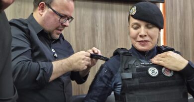 Pela primeira vez na história, mulher assume comando da Guarda Civil de Cotia