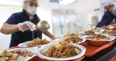 Bom Prato entra no clima da Copa do Mundo com cardápios temáticos inspirados em países participantes
