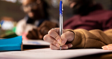 Enem 2026: saiba como estudar para a prova se você está há muito tempo fora da escola