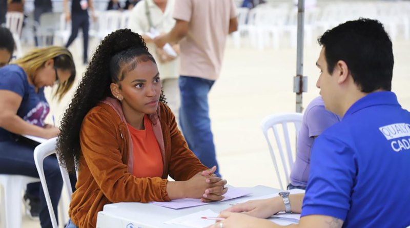 Barueri realiza 3º Feirão de Empregos com mais de 1.800 vagas e oportunidades para PCDs e Jovem Aprendiz Barueri realiza 3º Feirão de Empregos com mais de 1.800 vagas e oportunidades para PCDs e Jovem Aprendiz