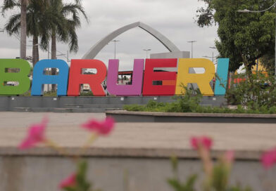 Barueri apresenta plataforma Aprova Digital para serviços urbanísticos antes do lançamento oficial Barueri apresenta plataforma Aprova Digital para serviços urbanísticos antes do lançamento oficial
