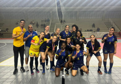 Cotia conquista medalhas no futsal, karatê e atletismo e encerra Jogos Regionais em 10º lugar