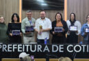 Welington Formiga homenageia diretores de escolas com melhores notas no IDEB de Cotia