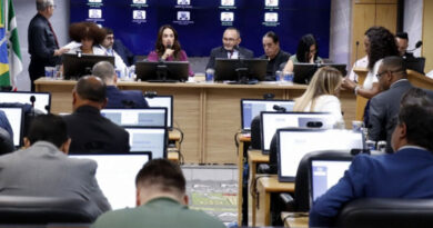 Câmara de Osasco aprova plano de carreira para agentes de trânsito Câmara de Osasco aprova plano de carreira para agentes de trânsito