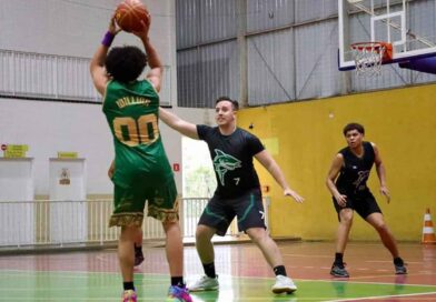 Campeonato Amador de Basquete de Barueri tem rodada movimentada no CIE do Bairro dos Altos Campeonato Amador de Basquete de Barueri tem rodada movimentada no CIE do Bairro dos Altos