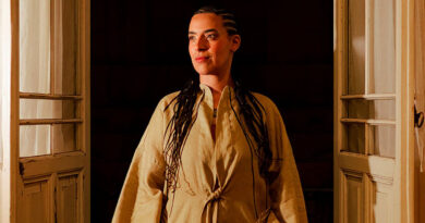 Teatro Municipal Glória Giglio recebe o espetáculo “Travessia”, de Tainá Santos, em Osasco