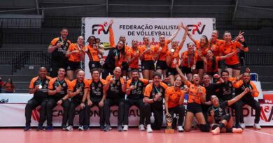Osasco conquista 19º título paulista de vôlei feminino após Golden Set dramático contra o Sesi Bauru Osasco conquista 19º título paulista de vôlei feminino após Golden Set dramático contra o Sesi Bauru